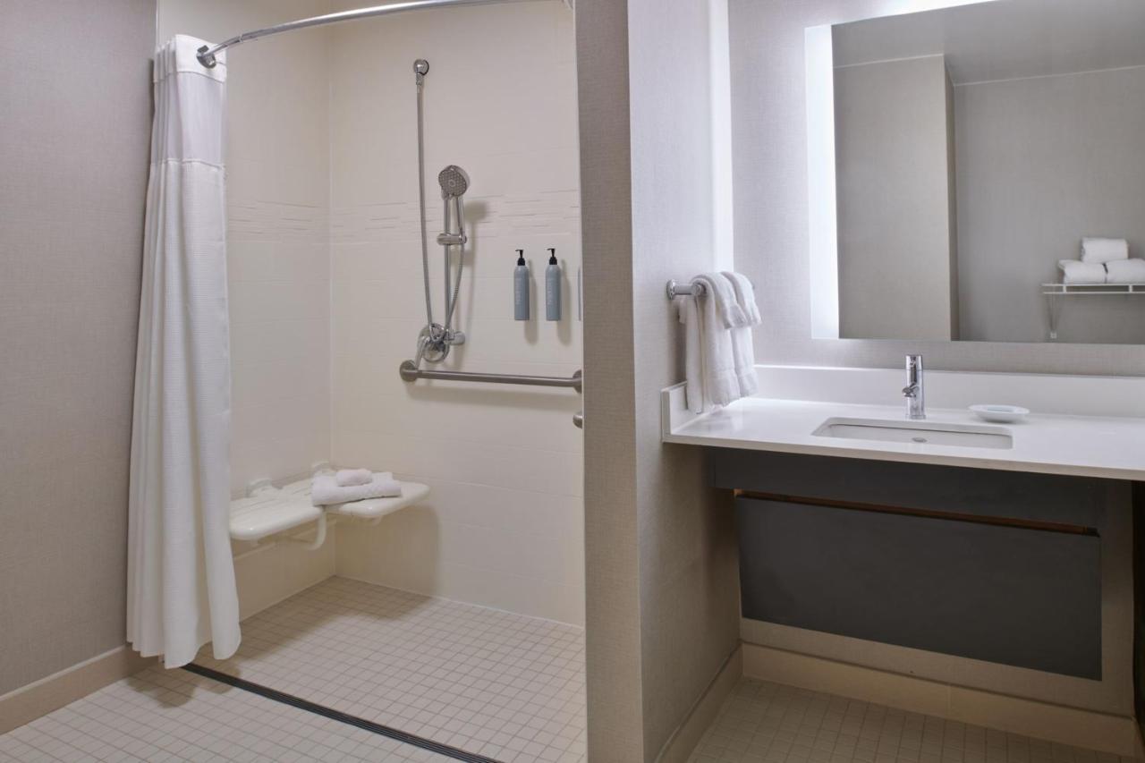 Residence Inn By Marriott Detroit / נובי מראה חיצוני תמונה