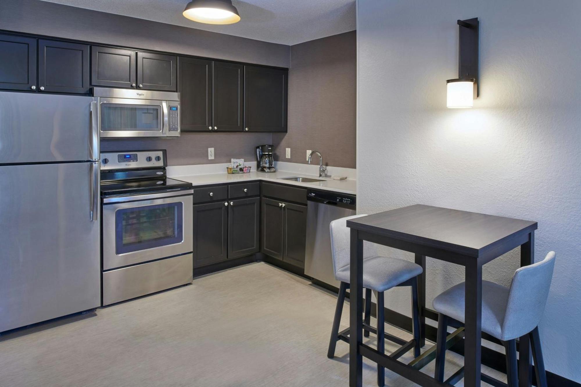 Residence Inn By Marriott Detroit / נובי מראה חיצוני תמונה